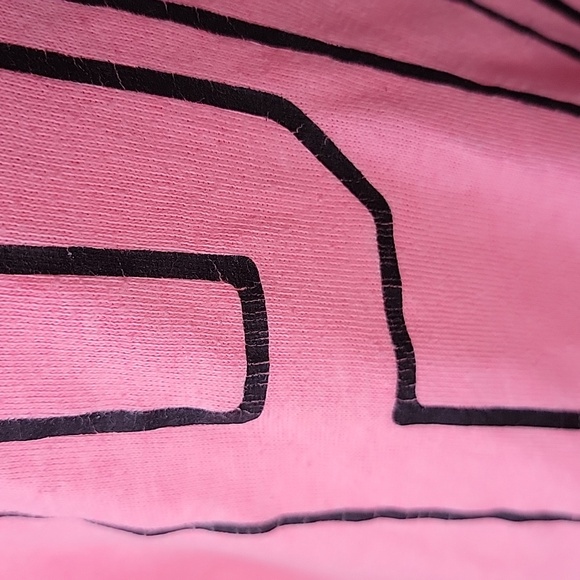 PINK VICTORIA'S SECRET Neon Pink Mesh Shoulder Logo Print Long Sleeve T-Shirt M - Picture 5 of 7